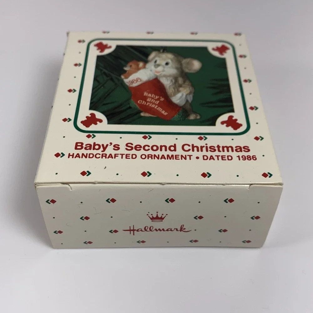 Hallmark  1986 Vintage‎ Keepsake Ornamen Baby' Second Christmas Mouse